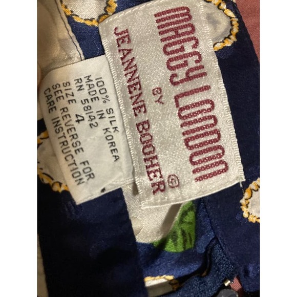 VINTAGE Navy Floral SILK Mini Skirt - 80's Blue Iridescent Skirt - Size 4 - Picture 6 of 6